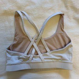 Lululemon sports bra